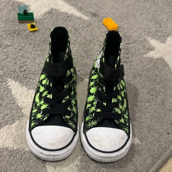 Converse Kids Black and Neon Green High-Tops - Picture 2 of 6
